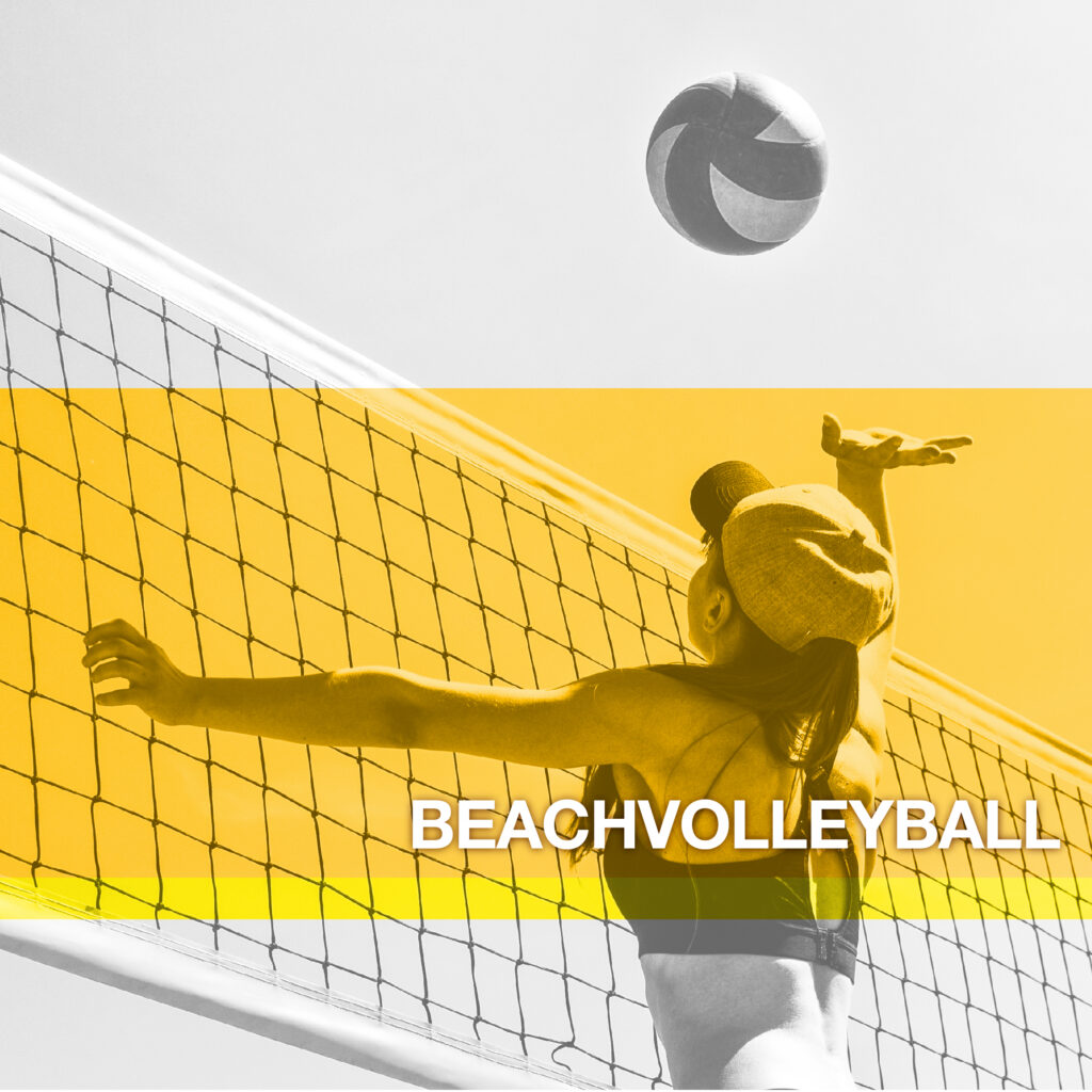 Eine Person mit Hut und Sportkleidung springt, um einen Volleyball über ein Beachvolleyballnetz zu schmettern. Das Bild hat einen gelben Farbton und das Wort „BEACHVOLLEYBALL“ wird in fetter Schrift angezeigt.